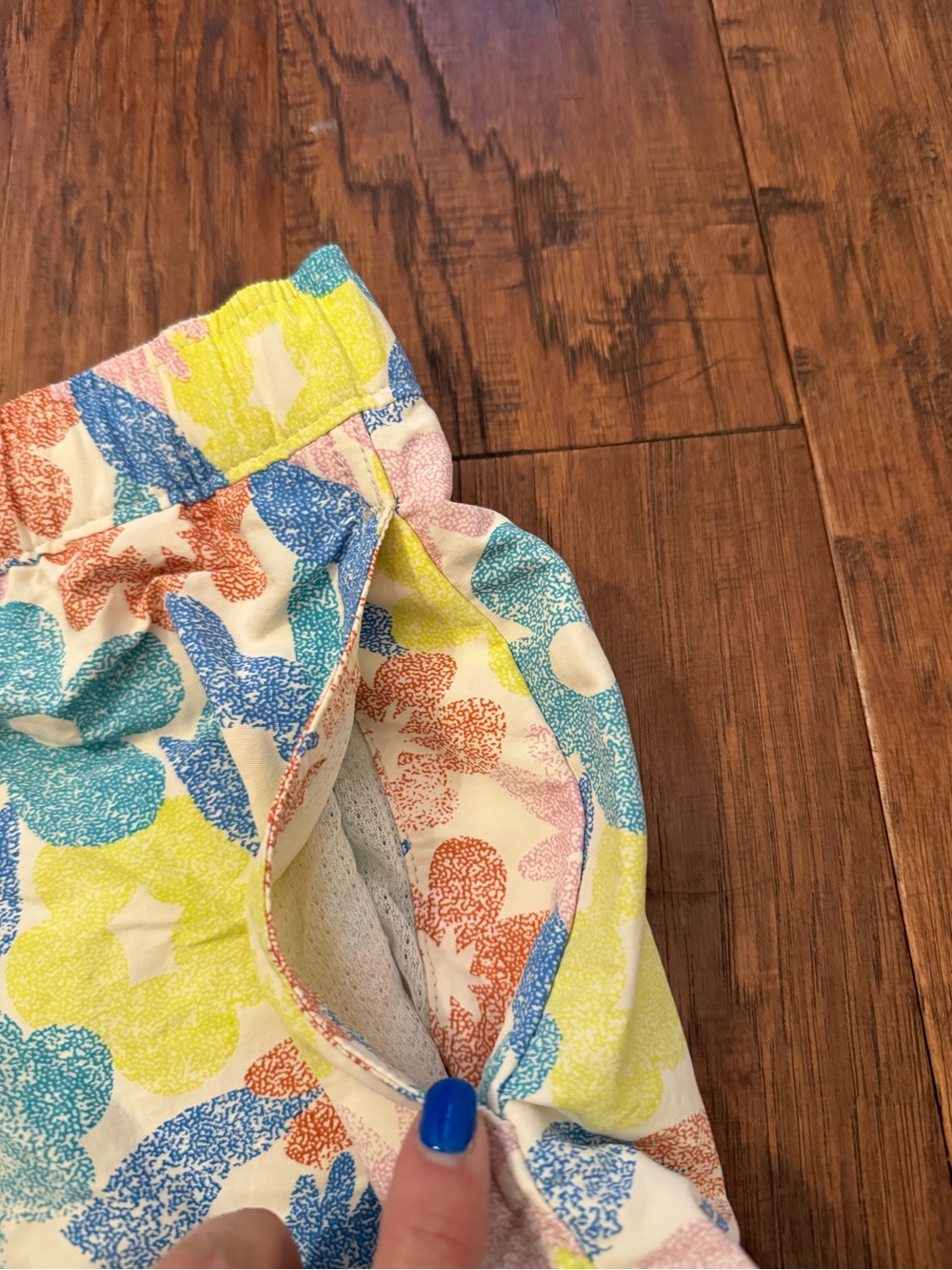 Women’s Patagonia Barely Baggies Shorts - Picture 11 of 14